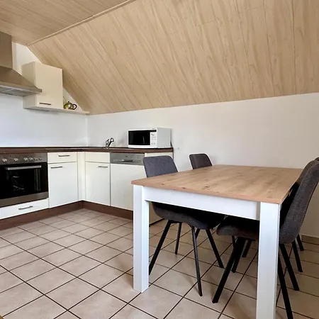 Matrose Mit Balkon Und Garten