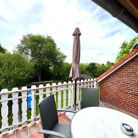 Matrose Mit Balkon Und Garten